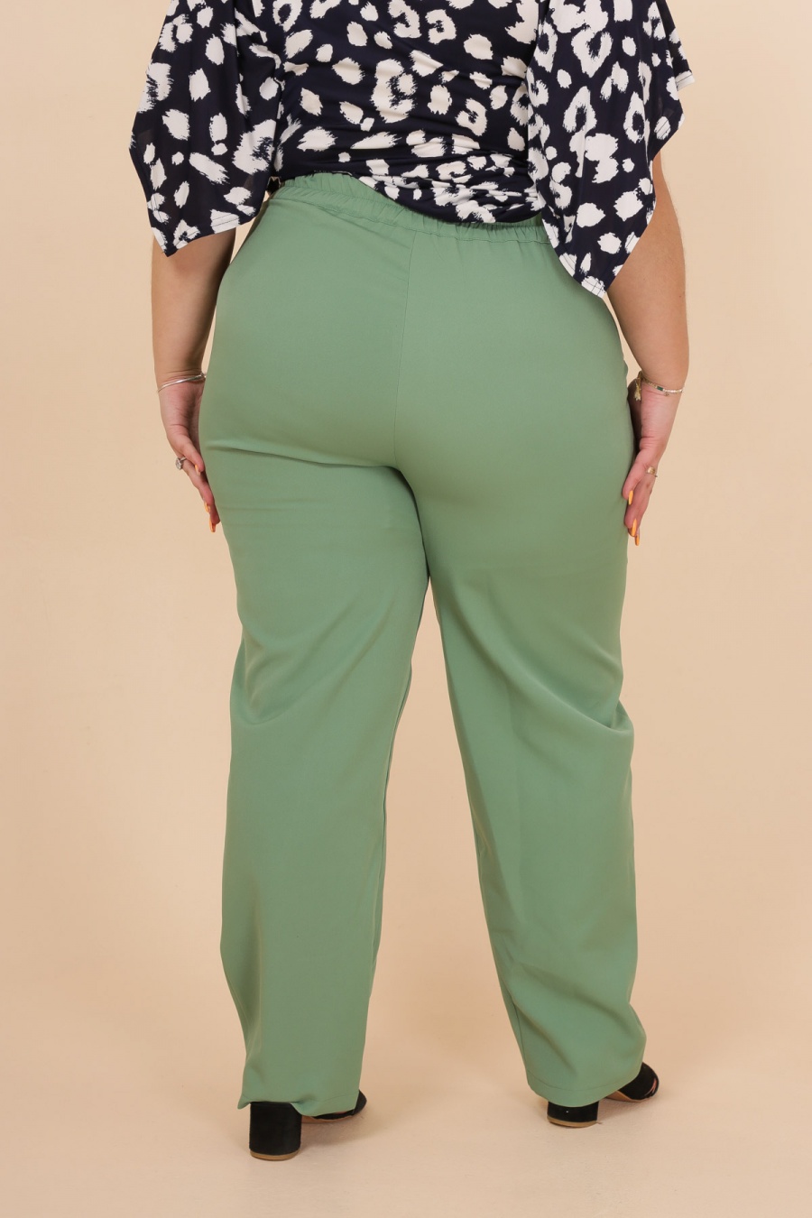 2063902-z-1 Pantalón elegante verde -